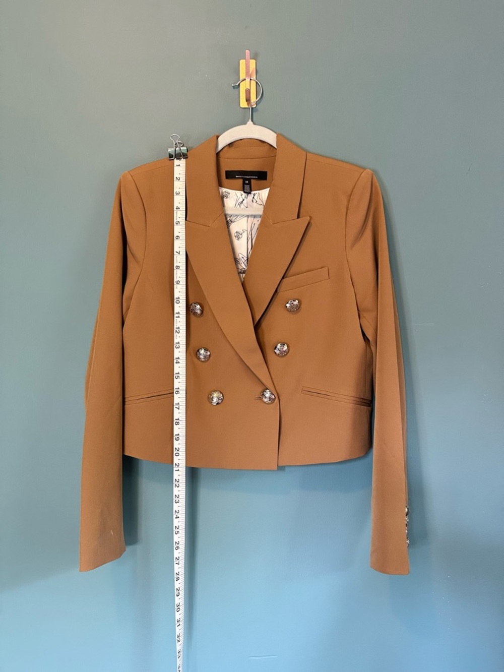 WHBM White House Black Market Camel Cropped Blazer Statement Buttons Size 10 - Picture 3 of 13